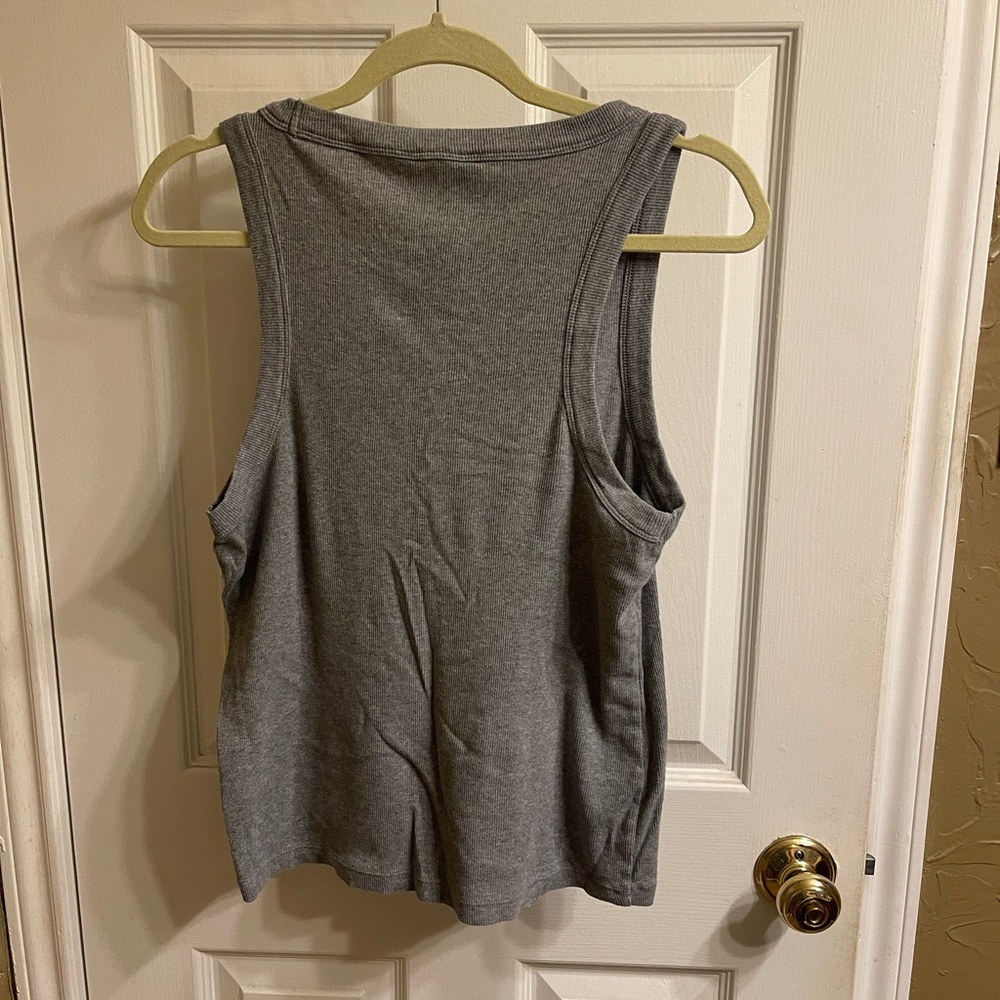 Banana Republic Ribbed Tank, Size Large, Gray. - Picture 4 of 5